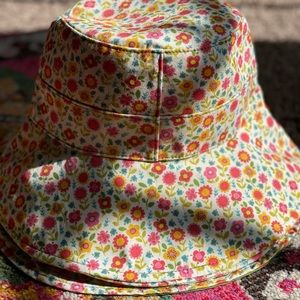 Natural Life Floral Bucket Gardening Hat